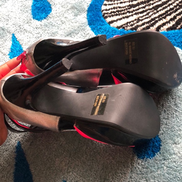 Platform Heels - Picture 5 of 5